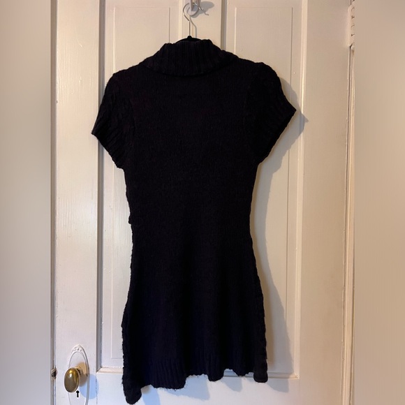 Ardene Sweater - Picture 4 of 5